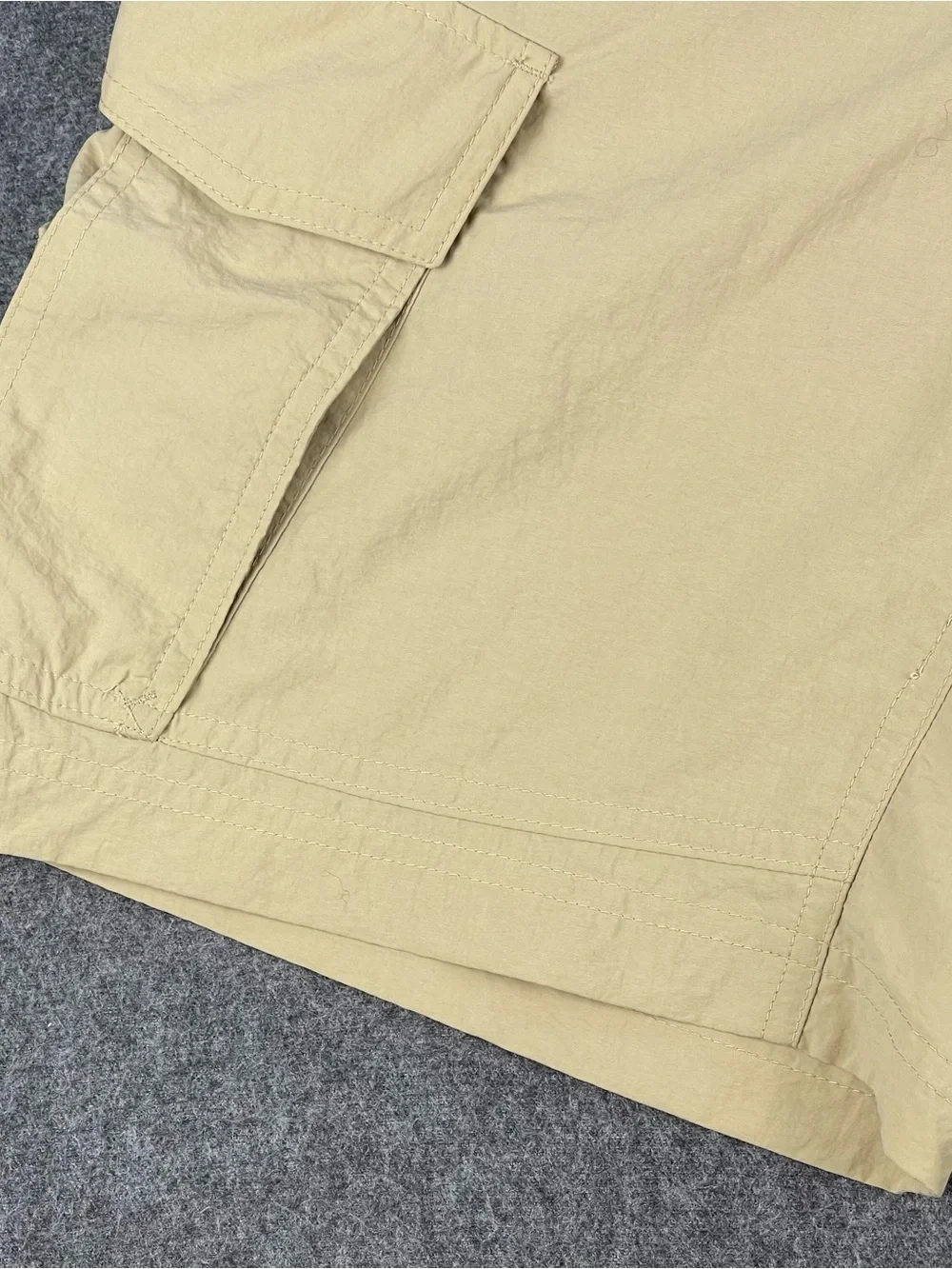 REI Shorts Mens M 30x9 Tan Sahara Cargo Shorts Hybrid Hiking Camping Quick Dry